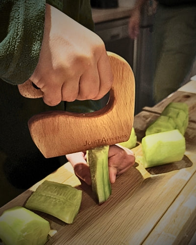 Couteau en bois pour cuisiner avec bébés et enfants - Ustensile cuisine Montessori - JouetApprends
