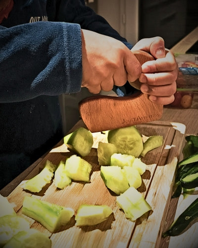 Couteau en bois pour cuisiner avec bébés et enfants - Ustensile cuisine Montessori - JouetApprends